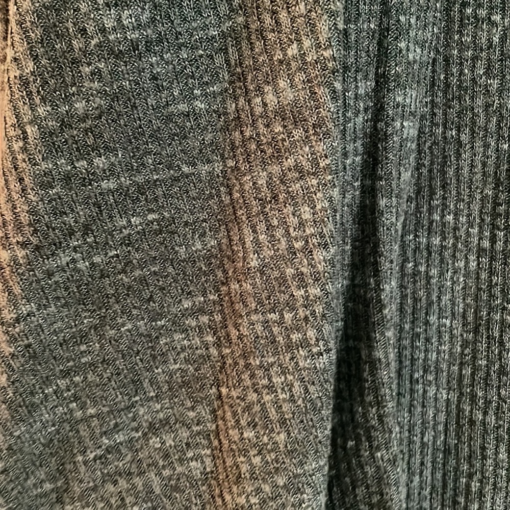 Cardigan - Picture 2 of 2